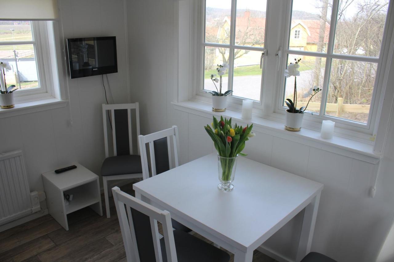 Stuga Pa Hammarbergs Gard Kungsbacka Buitenkant foto